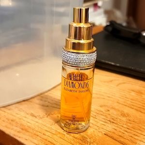 Elizabeth Taylor White Diamonds for women 80% Full
